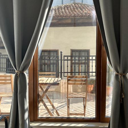 Atelier 26 Apartment Varna Bagian luar foto