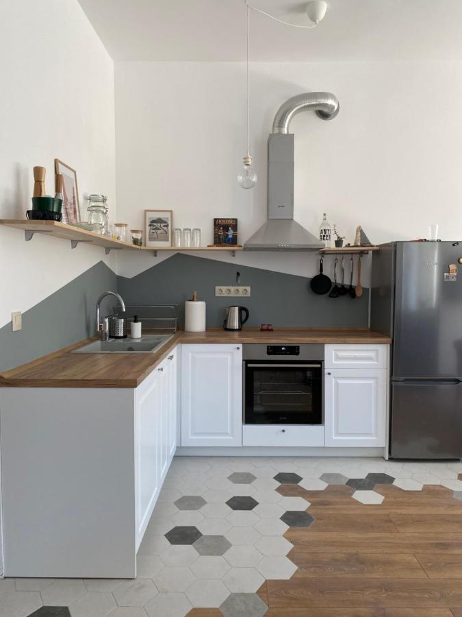 Atelier 26 Apartment Varna Bagian luar foto